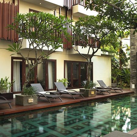 D'Primahotel Seminyak Exterior foto