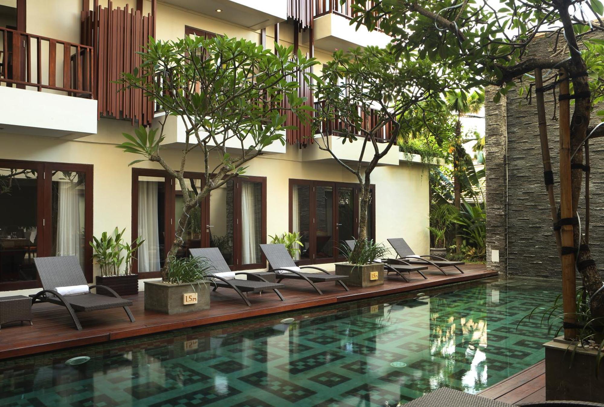 D'Primahotel Seminyak Exterior foto